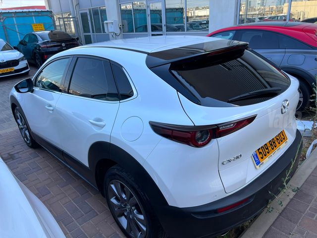 מאזדה CX-30