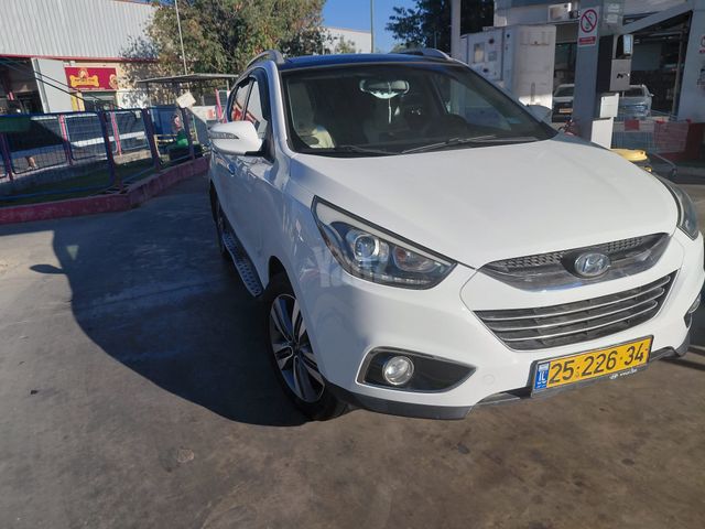 יונדאי ix35