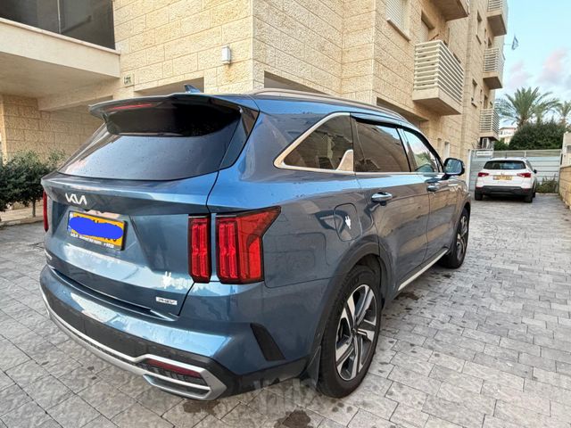 קיה סורנטו