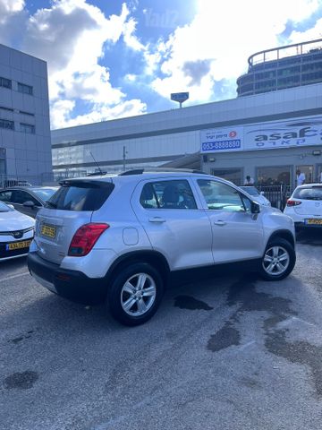 שברולט טראקס