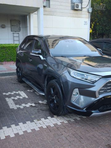 מודעת רכב טויוטה RAV4