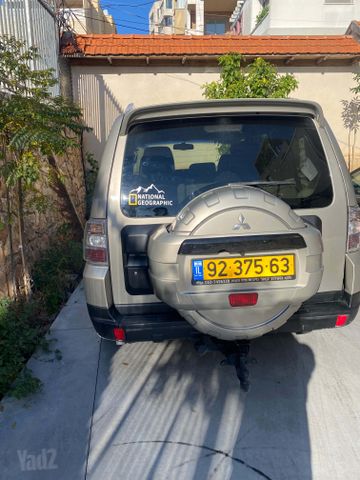 מיצובישי פג'רו