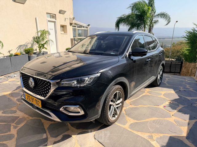 מודעת רכב אם ג'י EHS PHEV