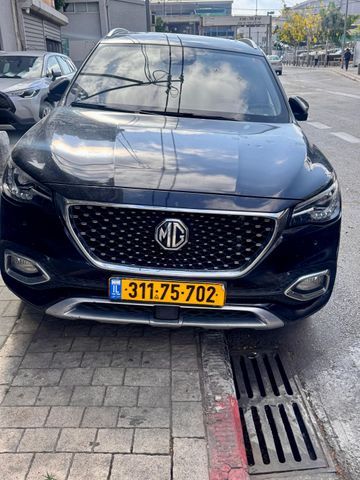 אם ג'י EHS PHEV