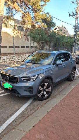 וולוו XC40