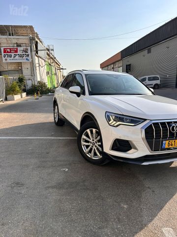 אאודי Q3