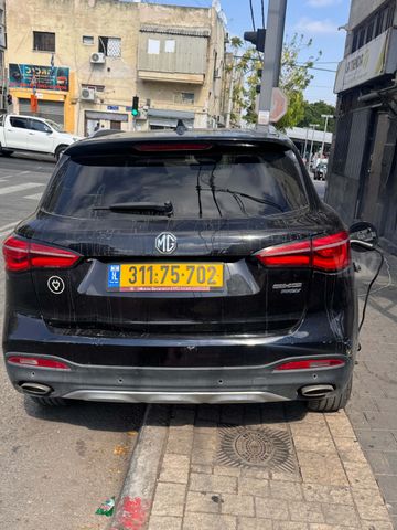 אם ג'י EHS PHEV