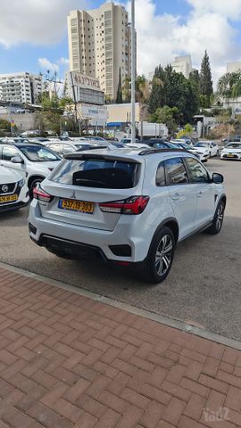 מיצובישי ASX