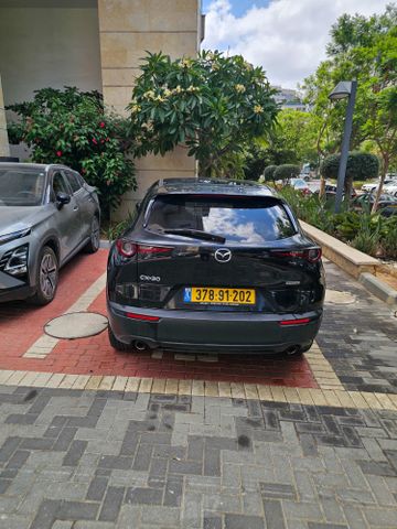 מאזדה CX-30