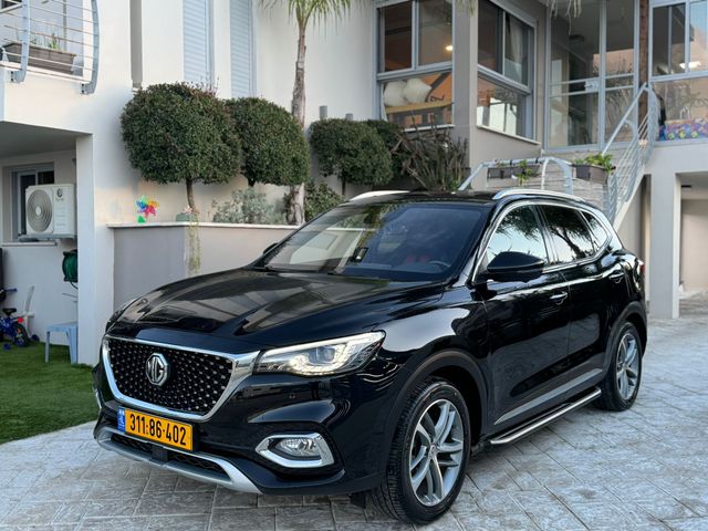 מודעת רכב אם ג'י EHS PHEV