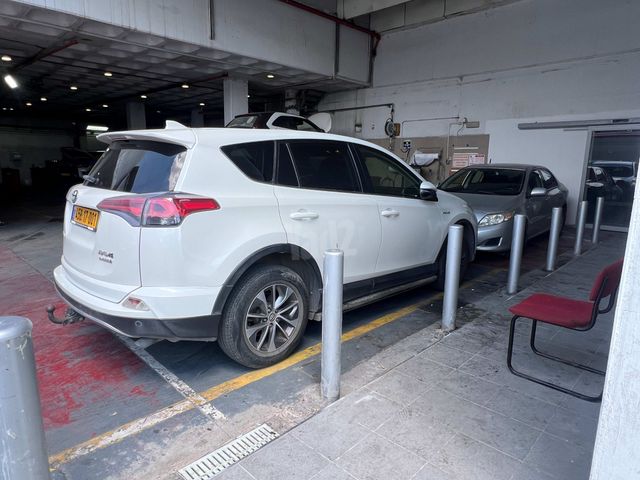 טויוטה RAV4