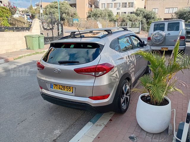 יונדאי טוסון