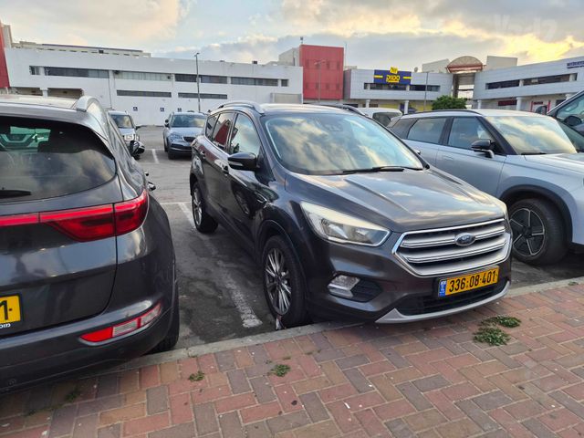 מודעת רכב פורד קוגה