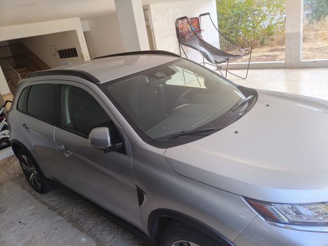 מודעת רכב מיצובישי ASX
