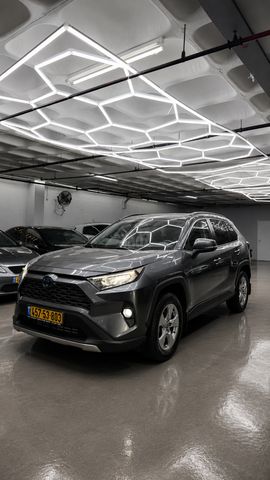 מודעת רכב טויוטה RAV4