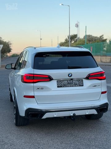 ב מ וו X5