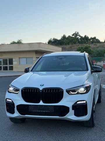 ב מ וו X5