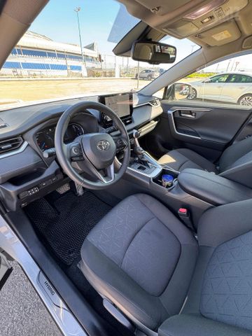 טויוטה RAV4