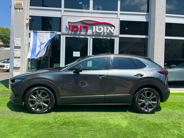 מאזדה CX-30