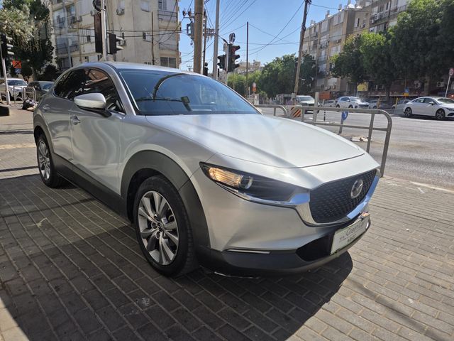 מאזדה CX-30