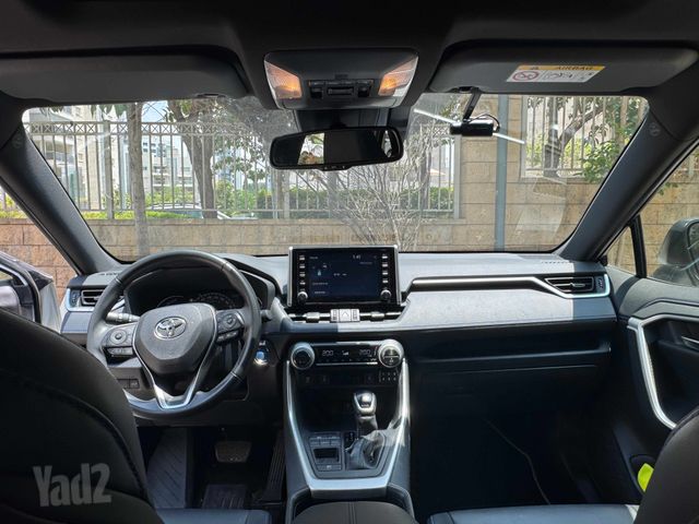 טויוטה RAV4