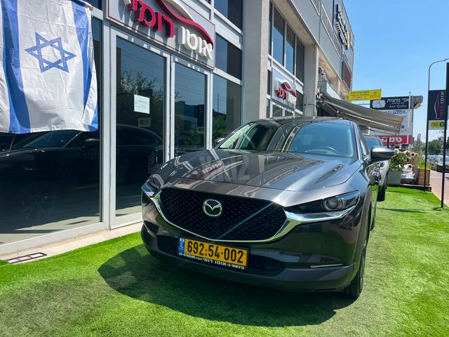 מאזדה CX-30