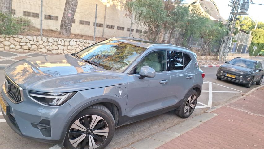 וולוו XC40