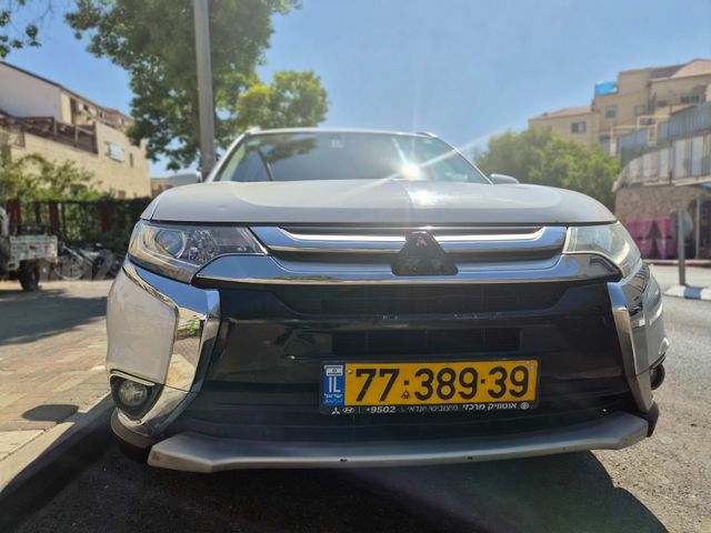 מודעת רכב מיצובישי אאוטלנדר