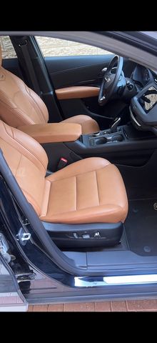 קאדילק XT4