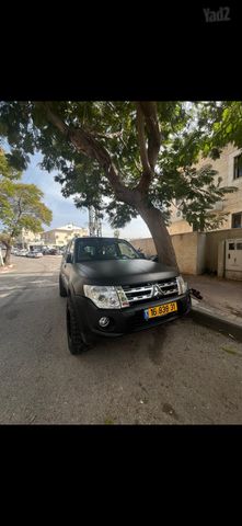 מיצובישי פג'רו