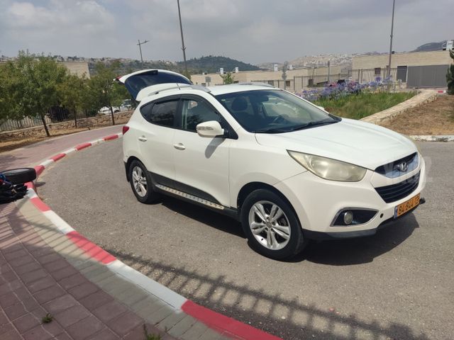 יונדאי ix35