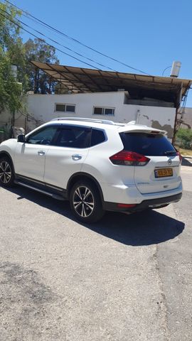 מודעת רכב ניסאן אקס טרייל