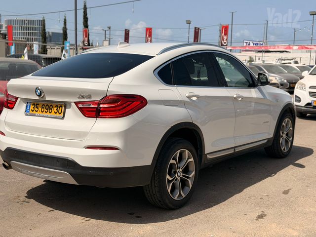 ב מ וו X4