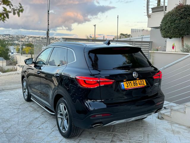 אם ג'י EHS PHEV