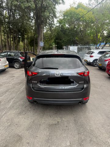 מודעת רכב מאזדה CX-5