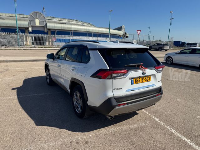 טויוטה RAV4