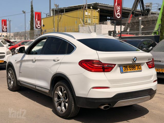 ב מ וו X4