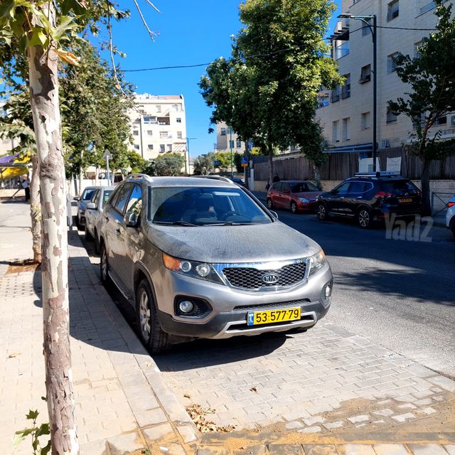 מודעת רכב קיה סורנטו