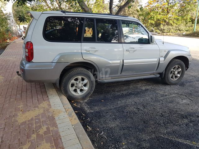יונדאי טאראקן