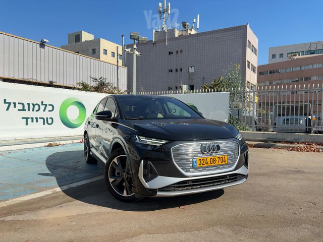 אאודי Q4 e-tron