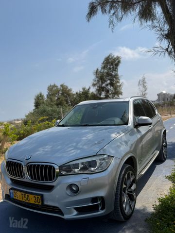ב מ וו X5