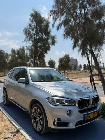 ב מ וו X5