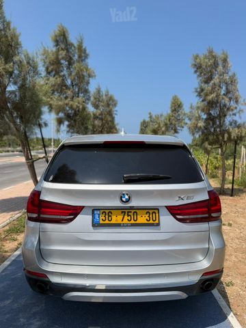 ב מ וו X5