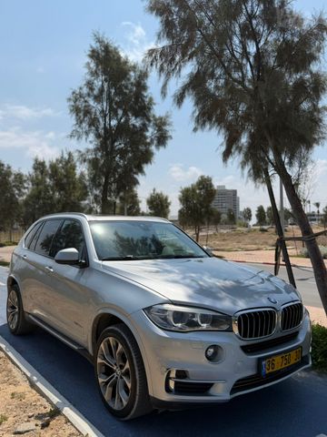 ב מ וו X5