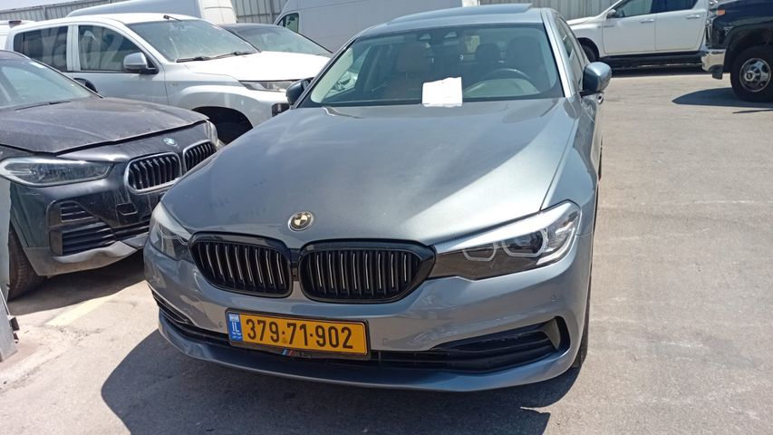 מודעת רכב ב מ וו סדרה 5