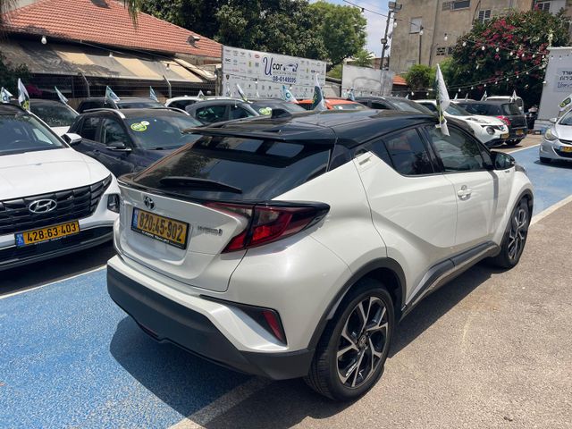 טויוטה C-HR
