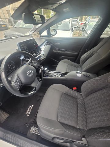 טויוטה C-HR