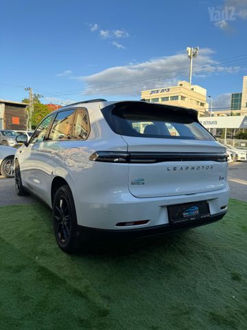 ליפמוטור C10