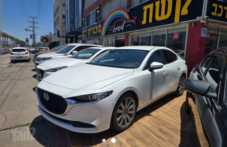 מודעת רכב מאזדה 3