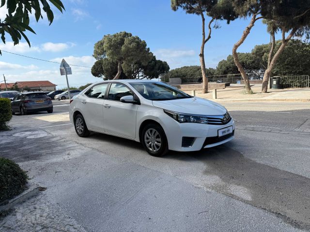 טויוטה קורולה